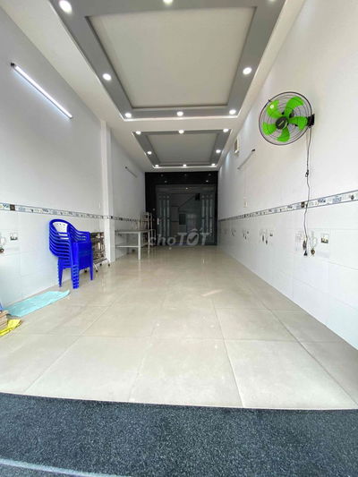 CHO THUÊ NHÀ MT.MB Gần Vườn Lài Q.TP dt 4x15 1p ngủ 8tr5 kd ở lại đuoc