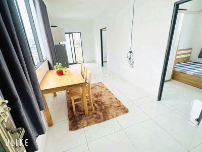 2 PHÒNG NGỦ BANCOL NGAY NGÃ 4 HÀNG XANH, CHỢ BÀ CHIỂU FULL NỘI THẤT