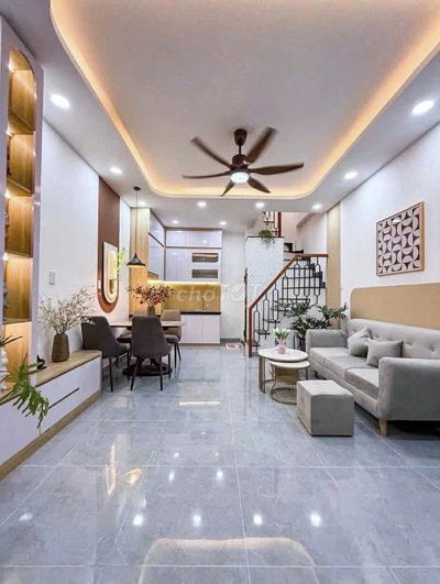 Giảm sâu, chỉ hơn 4 tỷ - Nhà đẹp Phú Nhuận - 4 tầng, 3 PN, 4WC.