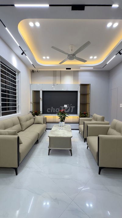 Nhà đầu ngõ Gốc đề Minh Khai. MB50m2*4T mới, vị trí đẹp.Full nội thất