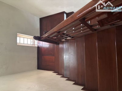 ĐỘC QUYỀN – BÁN NHÀ 4 TẦNG 1 TUM – LÀN 2 Ô TÔ – QUỐC SỬ * Diện tích: 65,5 m²