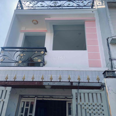 bán nhà shr xã phước kiển hẻm xe hơi vô đến nhà