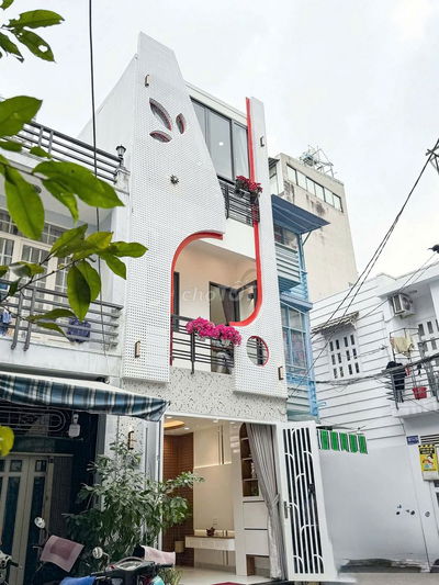 Bán nhà phú nhuận 3 tầng Tặng full nội thất 62m giá 5tỷ9 TL