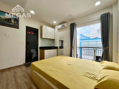Cho thuê phòng studio ban công gần TOÀ NHÀ VIETTEL quận 3 đường CMT8
