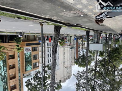 MẶT TIỀN TRẦN HƯNG ĐẠO - P. PHẠM NGŨ LÃO -  QUẬN 1