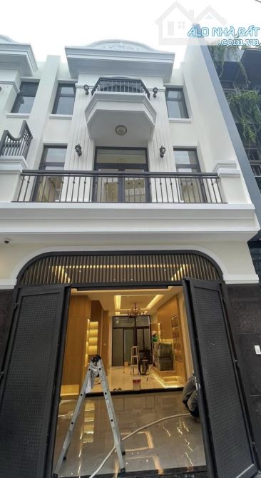 Bán gấp nhà đẹp Huỳnh Văn Bánh, Quận Phú Nhuận ,52m2,  được bán với giá 3 tỉ 1