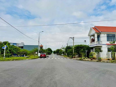 2 lô liền kề đường Nguyễn Đăng Tuân Bá Tùng 3 Hoà Quýo