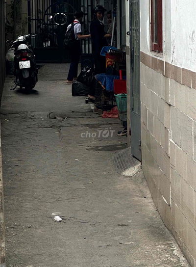 HƠN 1 TỶ CÓ NHÀ 2 LẦU SHR QUANG TRUNG P10 GÒ VẤP