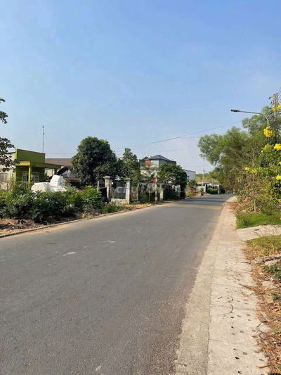 MT kinh doanh các kiểu phú mỹ DX 37. Tổng 180m.Giá 4 tỷ650