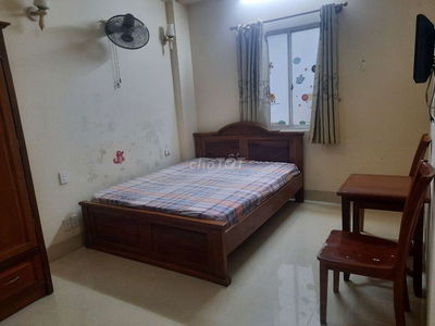 Phòng cho thuê 21 m2 f6 Tân Bình
