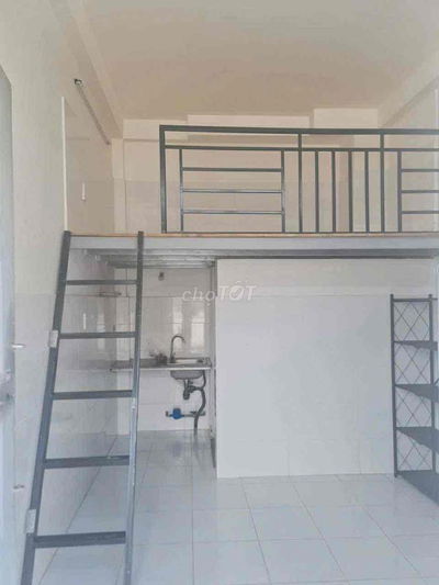 phòng trọ có phòng máy lạnh tolet co vòi sen