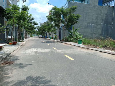 KẸT TIỀN BÁN GẤP LÔ ĐẤT 74 M2 TC VIEW SÔNG, KỀ PHÚ HỮU, CHỈ 4,2 TỎI