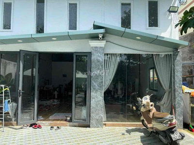 Bán mặt tiền đường lớn 7,15*26,3 tiện kinh doanh