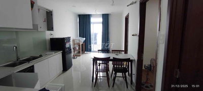 Chính chủ cho thuê căn hộ 2PN có nội thất, hồ bơi