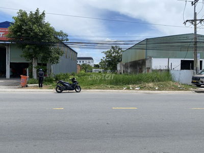 LÔ ĐẤT MẶT TIỀN ĐƯỜNG 835