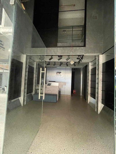 Nhà cho thuê hẻm xe hơi đường Tân Cảng