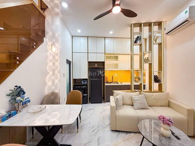 🏘️🌆 Nhà Đẹp View Landmark 81 2 Tầng 2 Phòng Ngủ Gần Quận 1