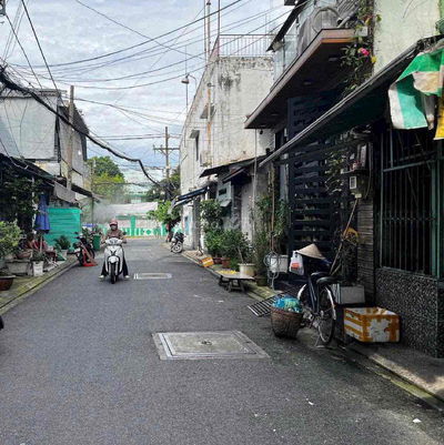 MTKD 10M NGAY LUỸ BÁN BÍCH - 4M x 21M - NHÀ 1 LẦU ĐÚC