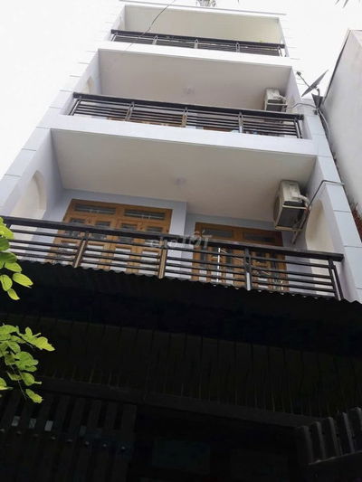 Nhà 3 tầng hẻm xe hơi Quang Trung, 4 phòng ngủ