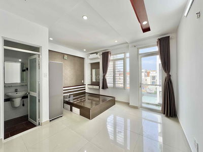 CHO THUÊ PHÒNG CỬA SỔ BAN CÔNG FULL NỘI THẤT GẦN CHUNG CƯ DREAM HOME