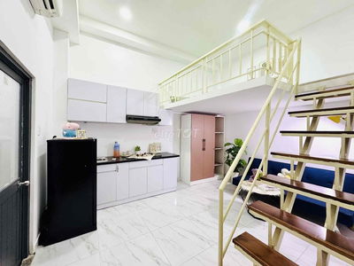 PHÒNG DUPLEX GÁC CAO - DIỆN TÍCH RỘNG - FULL NỘI THẤT - THANG MÁY