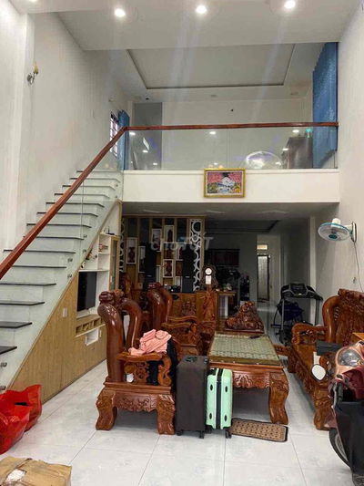 Nhà hoàn công 154,7m2 mặt tiền đường nhựa 1/ Nguyễn Kim cương đg thông