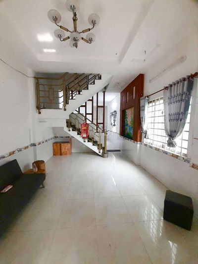 Cho thuê nhà Lầu Trệt gần siêu thị Go phường Đông Hoà