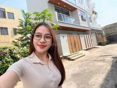 NHÀ NGANG HIẾM 8M - HẺM XE TẢI TRÁNH NHAU - NGAY KHU THE SUN NHÀ BÈ -