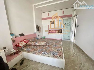 CẦN BÁN NHÀ MÊ MẶT TIỀN HỒ TÙNG MẬU VỊ TRÍ ĐẸP