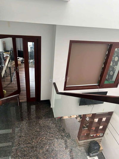 Nhà full nội thất 1 Trệt lửng 3 lầu 5x18m 4 Phòng KDC Hoàng Quốc Việt