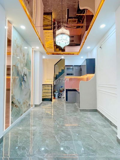 NHÀ ĐẸP Q4- SÁT HẺM OTÔ- 3x7m- 3 TẦNG- KO QH- CHỈ 3 TỶ NHỈNH