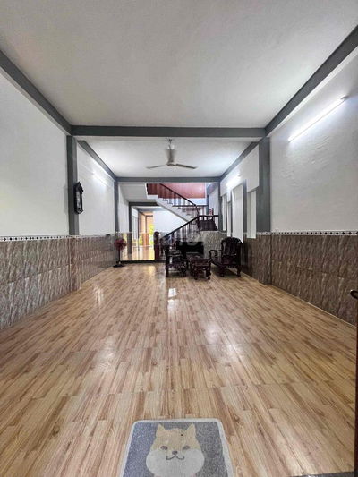 Cho thuê nhà 2 tầng 2pn Mặt Tiền Đường Trà Khê Ngay FPT chỉ  9tr/th