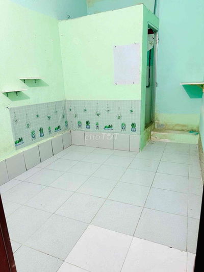 Phòng trọ toilet riêng ở lầu 3