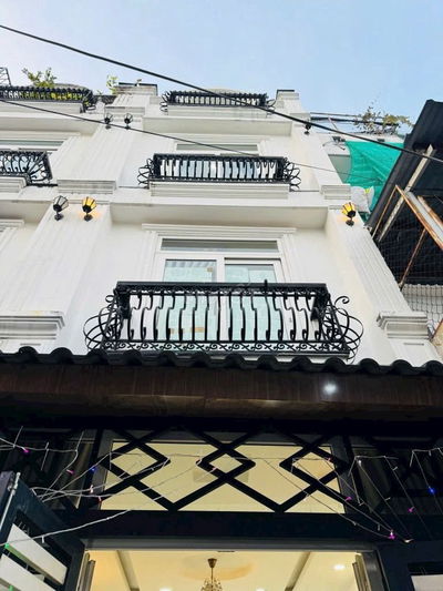 NHÀ HẺM XE HƠI - 4M*12M - 4PN - PHẠM VĂN BẠCH P15 TÂN BÌNH - 5.X TỶ