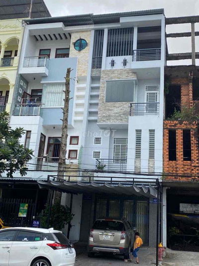 Nhà Trệt 3 Lầu KDC 586 Mới 3pn 3wc oto đậu trước nhà