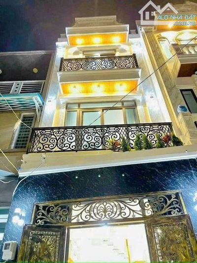 Định cư nước ngoài, BÁn nhà 1/ Lý Chính thắng P6 Q3 DT 42m2 giá 3 tỷ 850. Sẵn HĐ Thuê 20tr