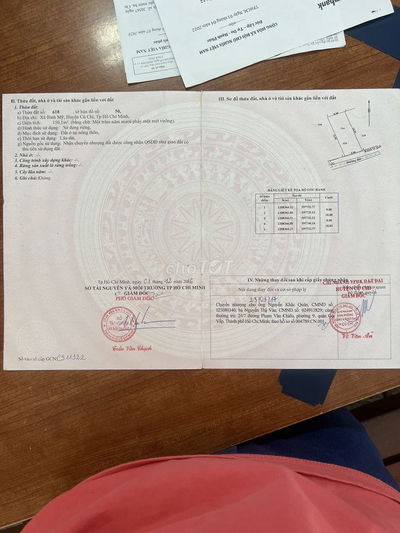 BÁN GẤP NHÀ NÁT CĂN  GÓC 2MT HẺM LỚN 7M, KHU ĐẸP , CỦ CHI . DT(8X20M)