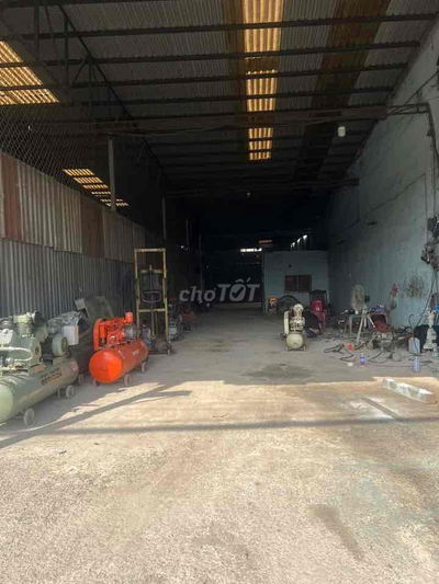 cho thuê kho Xưởng Măt tiền dg QL1A bình tân DT 6 40 nở hậu 320m2 22tr
