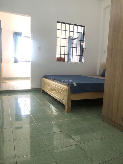 Phòng trọ 24m2, 1 người ở, Q3 gần NKKN, nội thất, WC riêng, giờ tự do