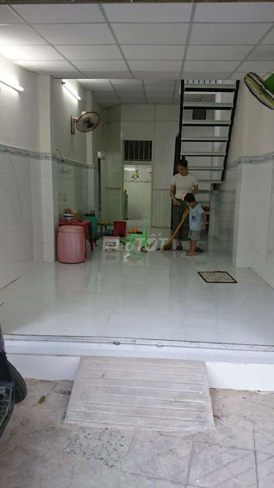 Mặt bằng kinh doanh đẹp trung tâm Q11  38m2