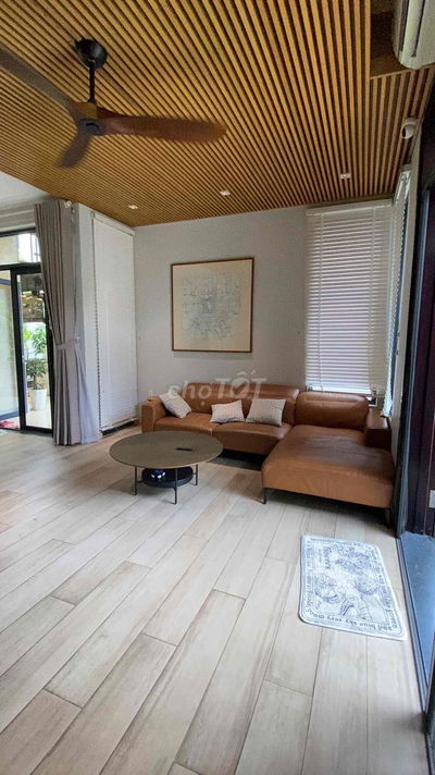 CHO THUÊ BIỆT THỰ LUCASTA KHANG ĐIỀN NỘI THẤT ĐẸP 4 phòng  2 lầu