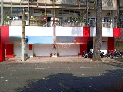 Mặt bằng đẹp Mặt tiền đường Hùng Vương, P.9, Quận 5 (Ngang 12x25m)