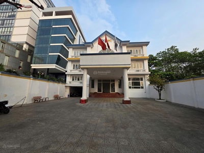 Cho thuê mặt bằng tòa nhà 60C Trường Sơn, phường Tân Sơn Hòa, Tp. Hồ Chí Minh