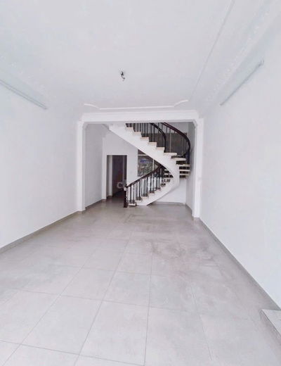 Cho Thuê Nhà MTKD Nguyễn Quý Anh, Phường TSN - Nhà 2 Lầu, 2PN 2WC