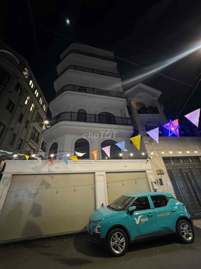 cho thuê toà nhà góc 2mt Gò Vấp kd home, ks love