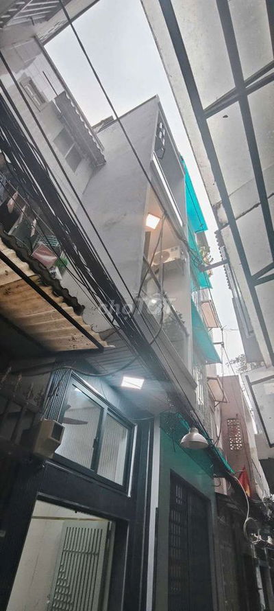 Nhà 6 Tầng - Ngay phố Bùi Viện 1p đi bộ, tặng full nội thất cao cấp