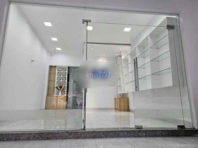 Nhà Mặt Tiền Kinh Doanh - 3 TẦNG - Đường Đình Phong Phú ( 5,0 x 16M )