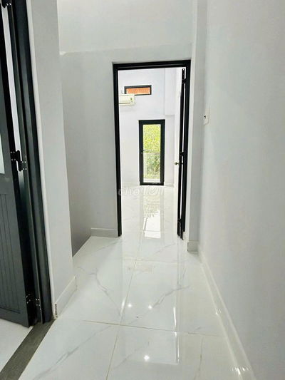 Bán Nhà 2 Tầng, 3 Tỷ+, Lý Chiêu Hoàng Q6 - 32m², Hẻm 3 Gác Thoáng