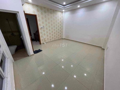 PHÒNG MÁY LẠNH TỦ LẠNH KO BẾP 866QL13 KO CHUNG CHỦ 30m2 SẠCH SẼ