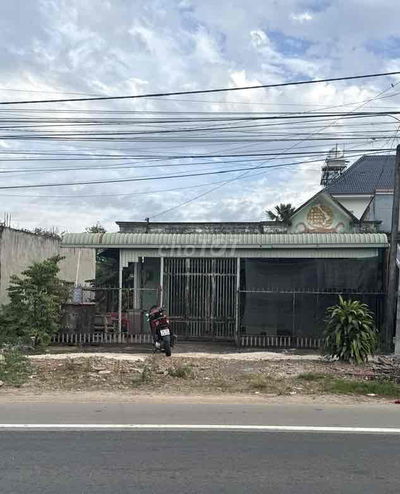 Nhà mặt tiền 107m2, 3 phòng ngủ đường DT741 tại Phú Giáo Bình Dương